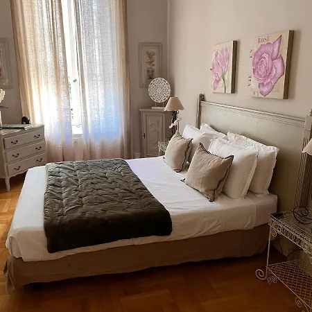 Magnifique 2 Pieces De 65m2 -quartier Des Musiciens Niza